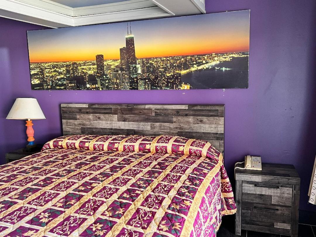 Miami Inn & Suites Оук Лоун Екстериор снимка